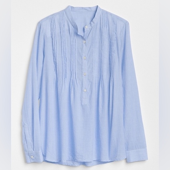 GAP Tops - GAP | 100% Cotton Lightweight Pullover Shirt Medium